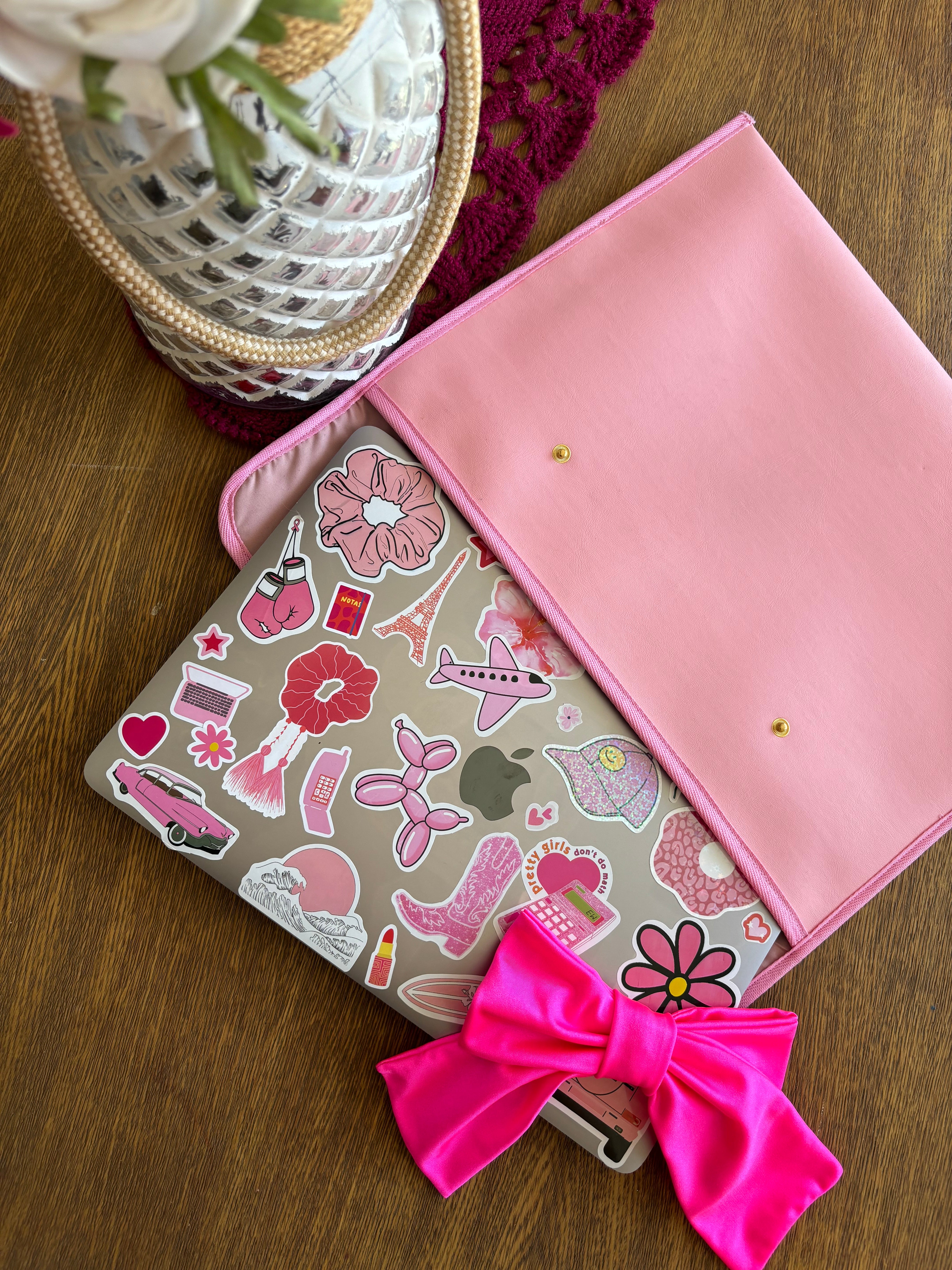 Porta notebook ecocuero rosado