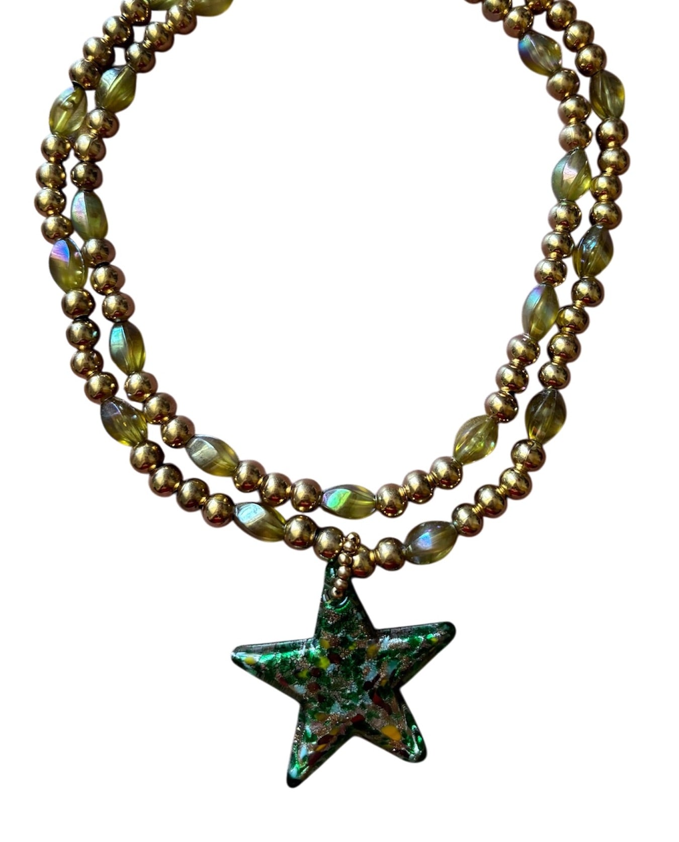 Collar doble con estrella verde